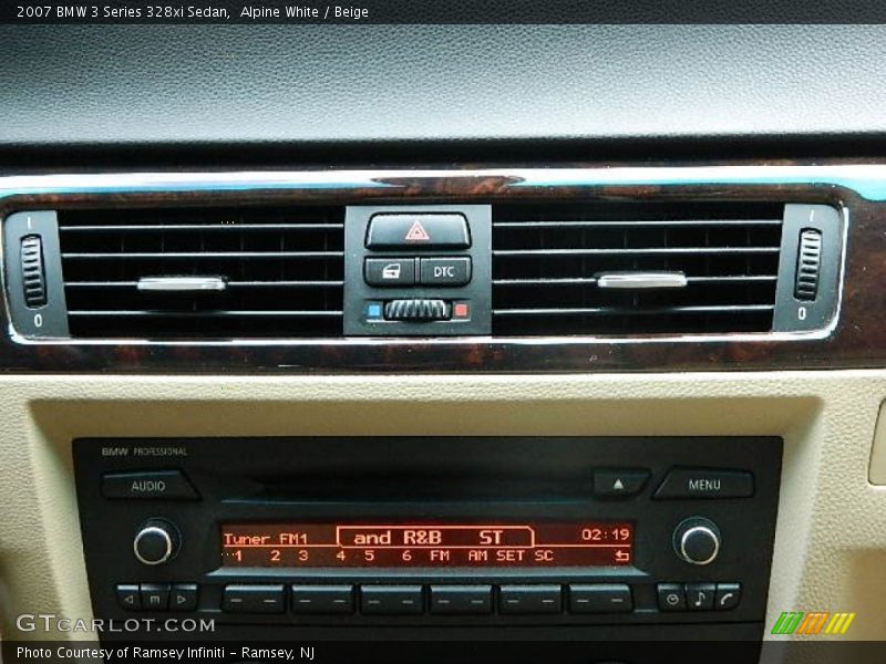Alpine White / Beige 2007 BMW 3 Series 328xi Sedan