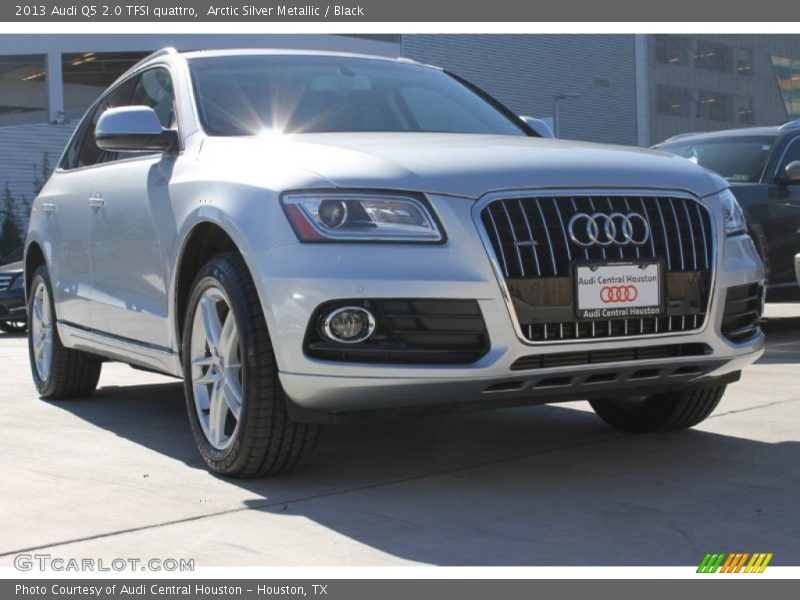 Arctic Silver Metallic / Black 2013 Audi Q5 2.0 TFSI quattro