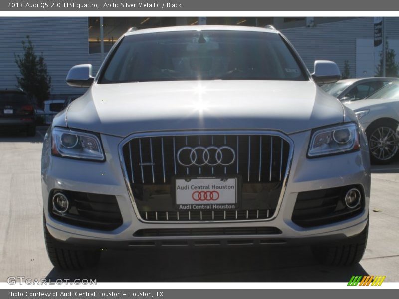 Arctic Silver Metallic / Black 2013 Audi Q5 2.0 TFSI quattro