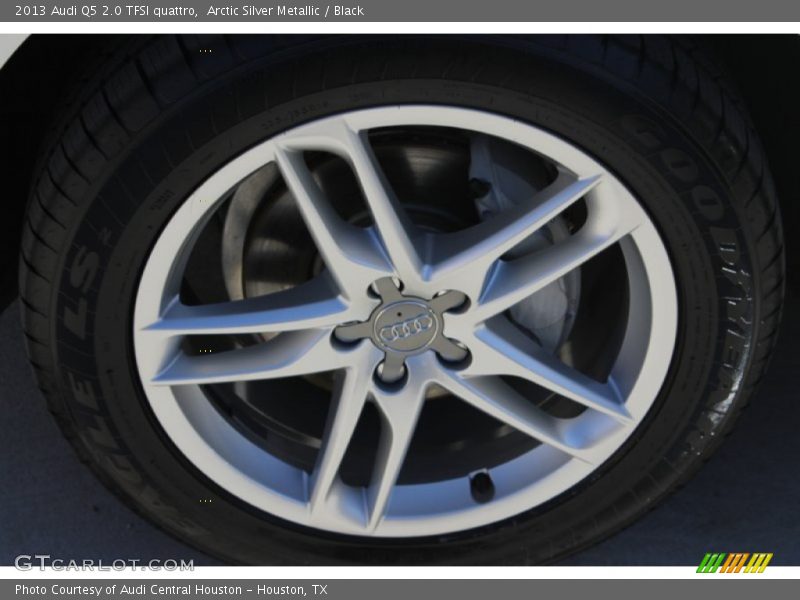 Arctic Silver Metallic / Black 2013 Audi Q5 2.0 TFSI quattro