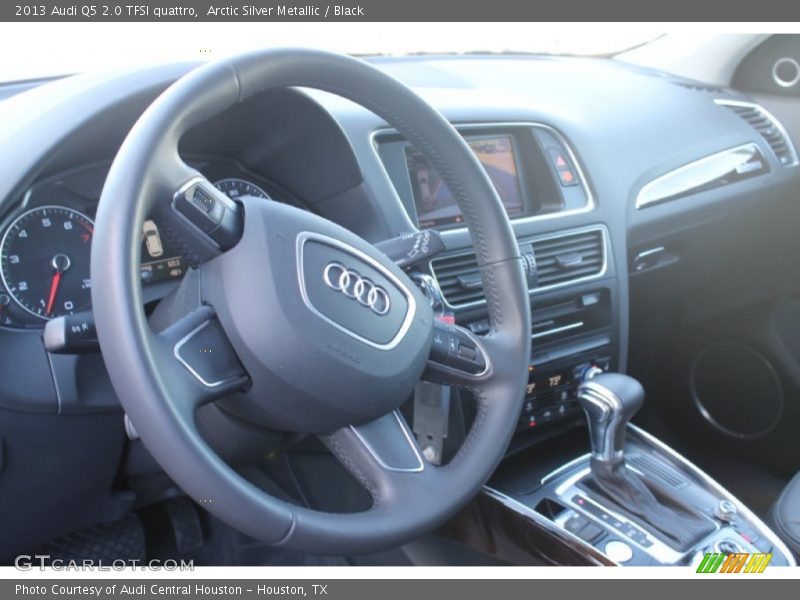 Arctic Silver Metallic / Black 2013 Audi Q5 2.0 TFSI quattro