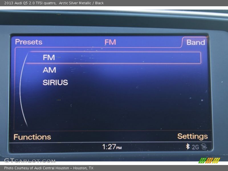 Arctic Silver Metallic / Black 2013 Audi Q5 2.0 TFSI quattro