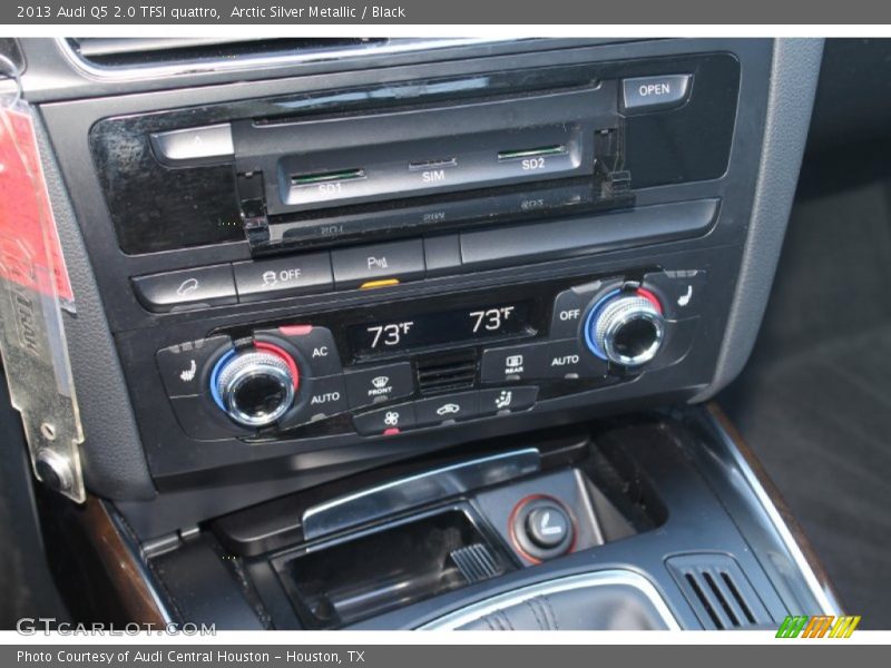 Arctic Silver Metallic / Black 2013 Audi Q5 2.0 TFSI quattro