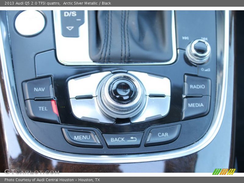Arctic Silver Metallic / Black 2013 Audi Q5 2.0 TFSI quattro