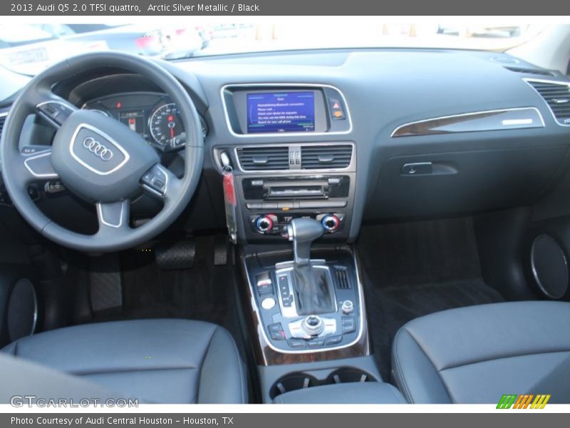 Arctic Silver Metallic / Black 2013 Audi Q5 2.0 TFSI quattro