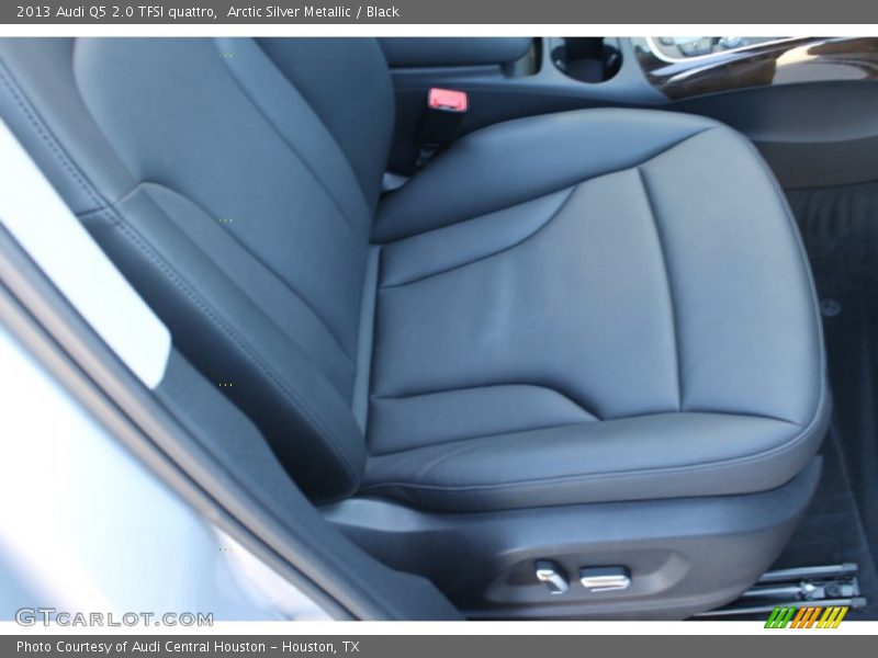 Arctic Silver Metallic / Black 2013 Audi Q5 2.0 TFSI quattro