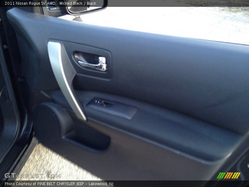 Wicked Black / Black 2011 Nissan Rogue SV AWD