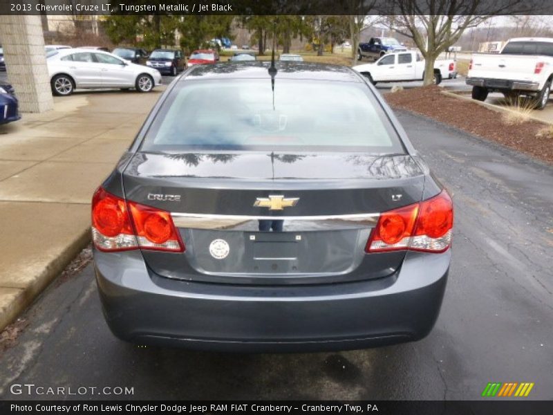 Tungsten Metallic / Jet Black 2013 Chevrolet Cruze LT
