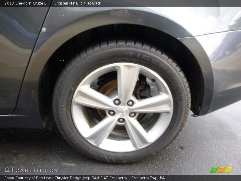 Tungsten Metallic / Jet Black 2013 Chevrolet Cruze LT