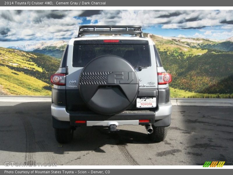 Cement Gray / Dark Charcoal 2014 Toyota FJ Cruiser 4WD