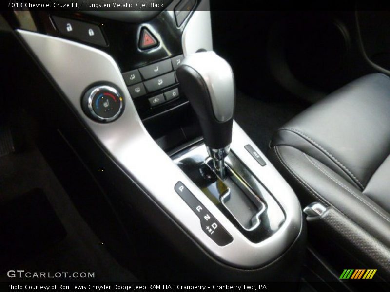 Tungsten Metallic / Jet Black 2013 Chevrolet Cruze LT