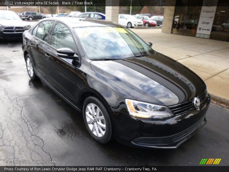 Black / Titan Black 2012 Volkswagen Jetta SE Sedan