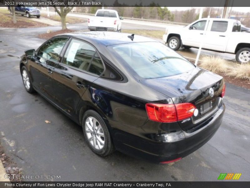 Black / Titan Black 2012 Volkswagen Jetta SE Sedan