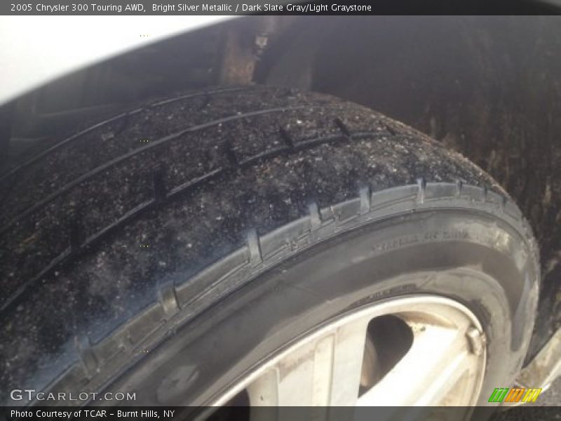 Bright Silver Metallic / Dark Slate Gray/Light Graystone 2005 Chrysler 300 Touring AWD