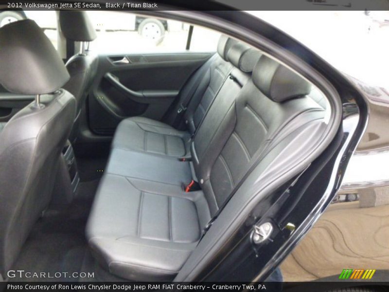 Black / Titan Black 2012 Volkswagen Jetta SE Sedan