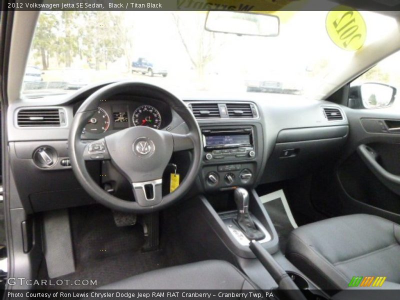 Black / Titan Black 2012 Volkswagen Jetta SE Sedan