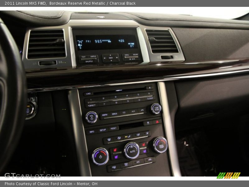 Bordeaux Reserve Red Metallic / Charcoal Black 2011 Lincoln MKS FWD