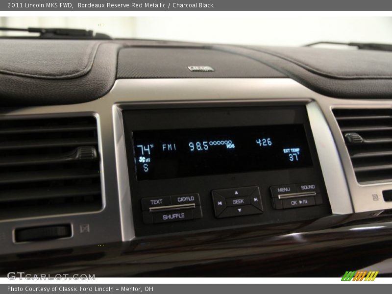 Bordeaux Reserve Red Metallic / Charcoal Black 2011 Lincoln MKS FWD