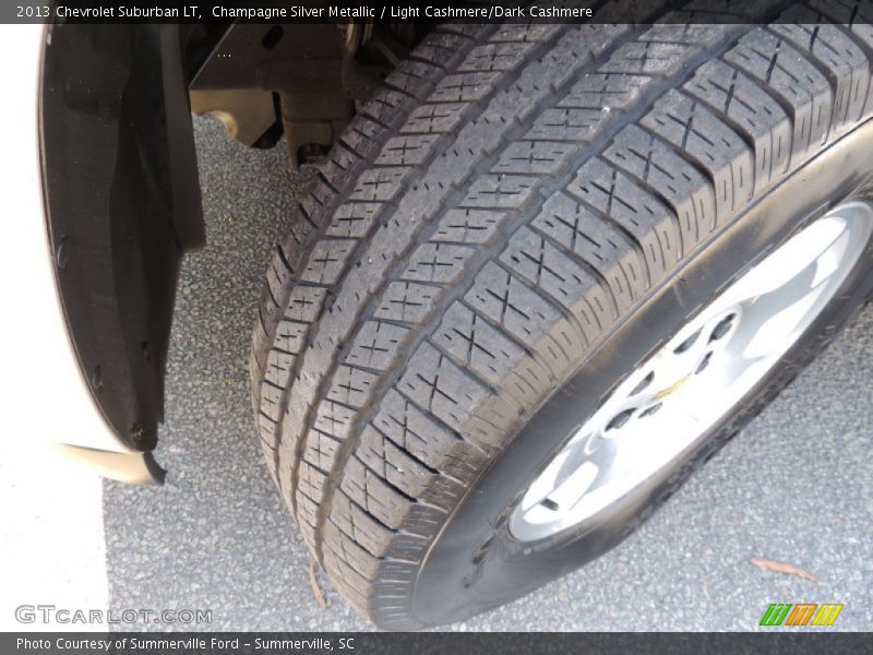 Champagne Silver Metallic / Light Cashmere/Dark Cashmere 2013 Chevrolet Suburban LT