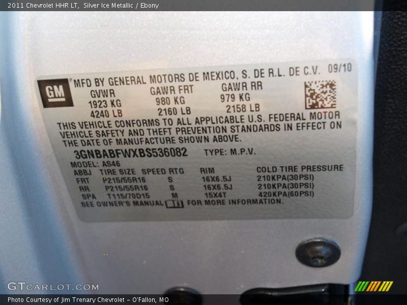 Silver Ice Metallic / Ebony 2011 Chevrolet HHR LT