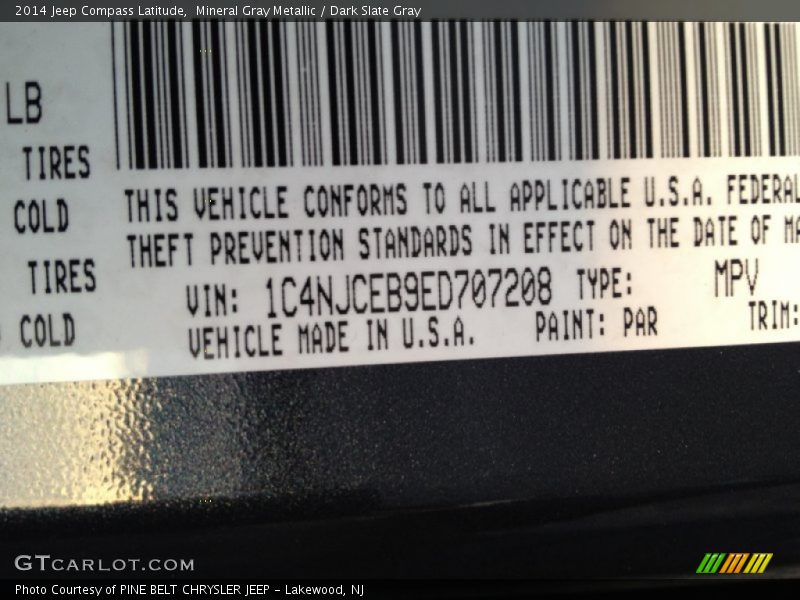Mineral Gray Metallic / Dark Slate Gray 2014 Jeep Compass Latitude