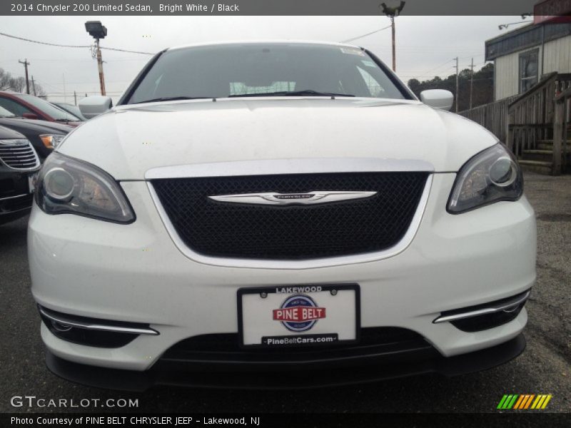 Bright White / Black 2014 Chrysler 200 Limited Sedan