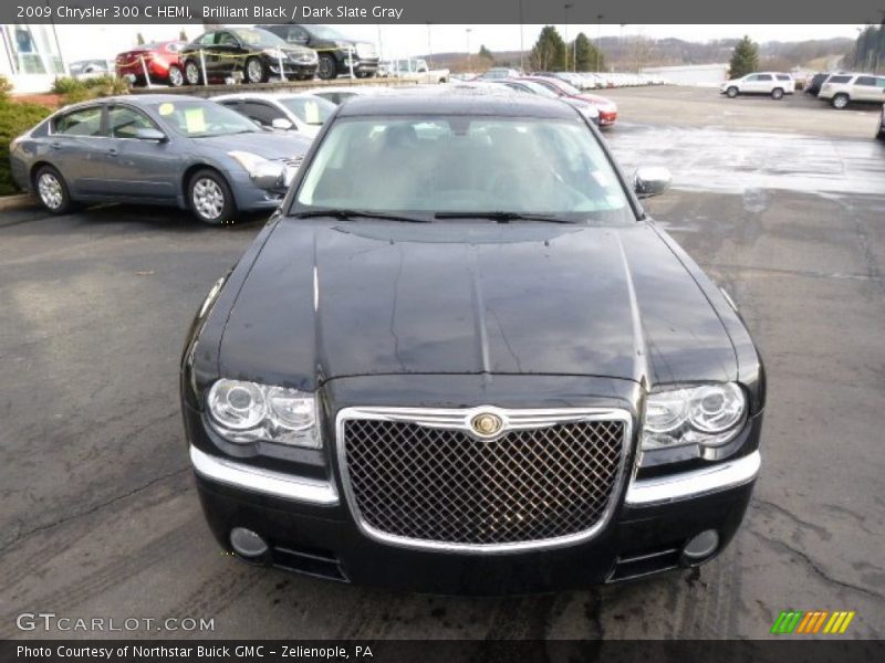 Brilliant Black / Dark Slate Gray 2009 Chrysler 300 C HEMI