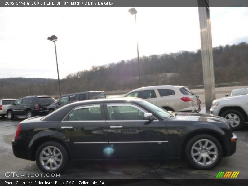 Brilliant Black / Dark Slate Gray 2009 Chrysler 300 C HEMI