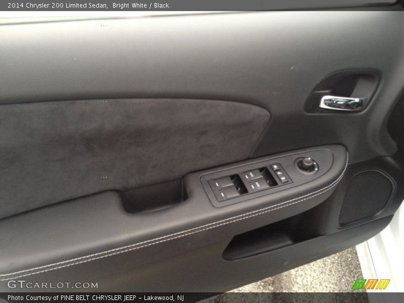 Bright White / Black 2014 Chrysler 200 Limited Sedan