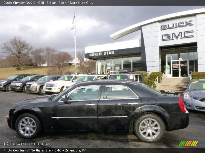 Brilliant Black / Dark Slate Gray 2009 Chrysler 300 C HEMI