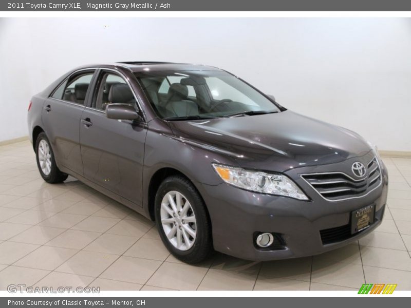 Magnetic Gray Metallic / Ash 2011 Toyota Camry XLE