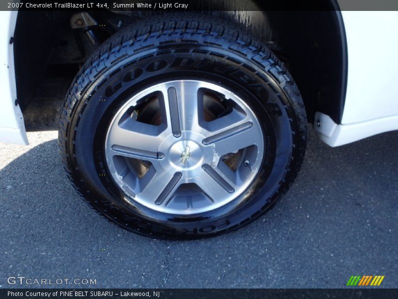 Summit White / Light Gray 2007 Chevrolet TrailBlazer LT 4x4