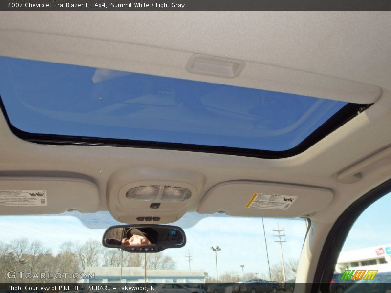 Summit White / Light Gray 2007 Chevrolet TrailBlazer LT 4x4