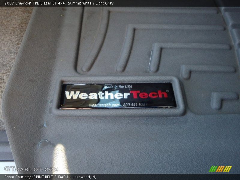 Summit White / Light Gray 2007 Chevrolet TrailBlazer LT 4x4