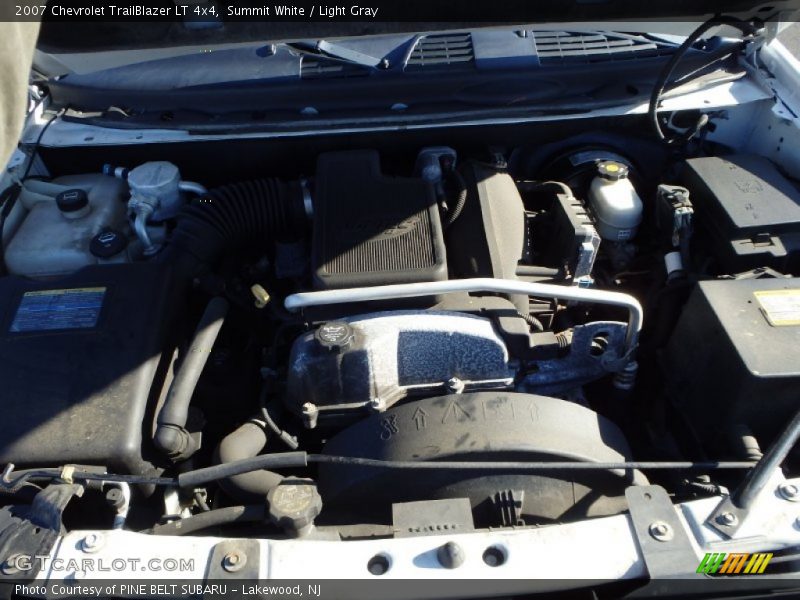 Summit White / Light Gray 2007 Chevrolet TrailBlazer LT 4x4