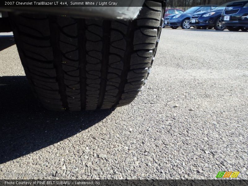 Summit White / Light Gray 2007 Chevrolet TrailBlazer LT 4x4