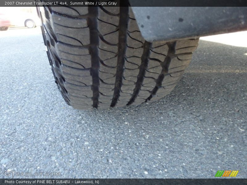 Summit White / Light Gray 2007 Chevrolet TrailBlazer LT 4x4