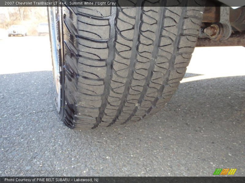 Summit White / Light Gray 2007 Chevrolet TrailBlazer LT 4x4