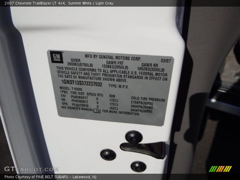 Summit White / Light Gray 2007 Chevrolet TrailBlazer LT 4x4