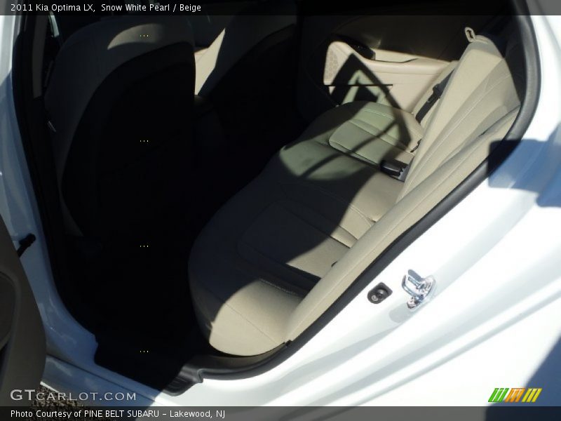 Snow White Pearl / Beige 2011 Kia Optima LX