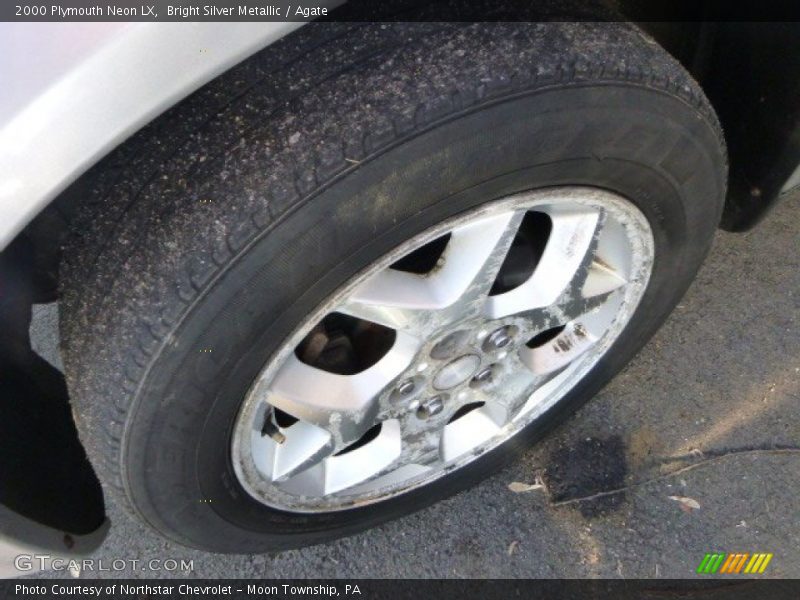 Bright Silver Metallic / Agate 2000 Plymouth Neon LX