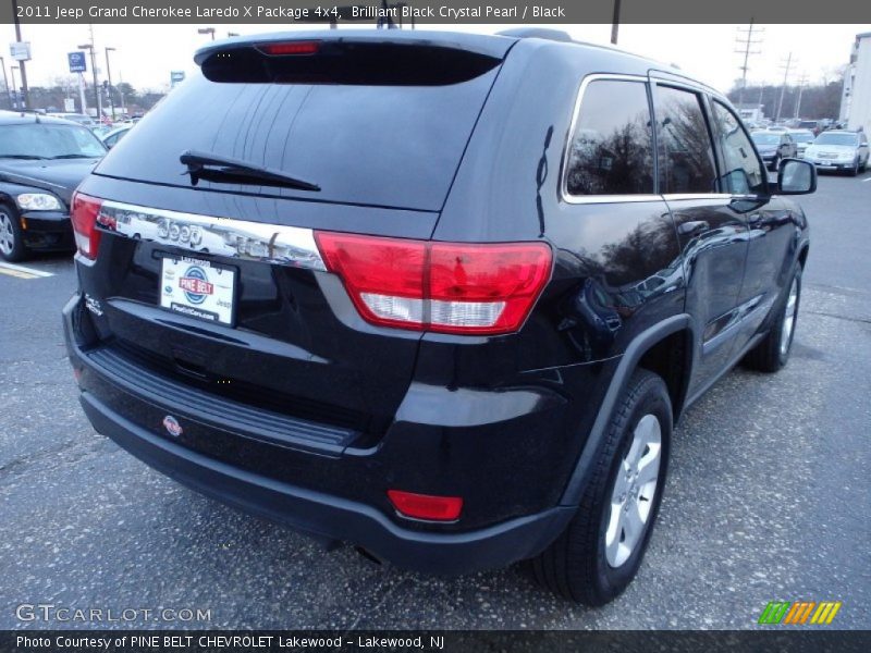 Brilliant Black Crystal Pearl / Black 2011 Jeep Grand Cherokee Laredo X Package 4x4