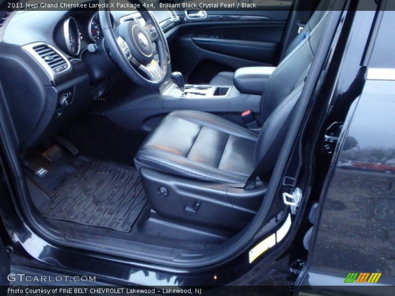 Brilliant Black Crystal Pearl / Black 2011 Jeep Grand Cherokee Laredo X Package 4x4