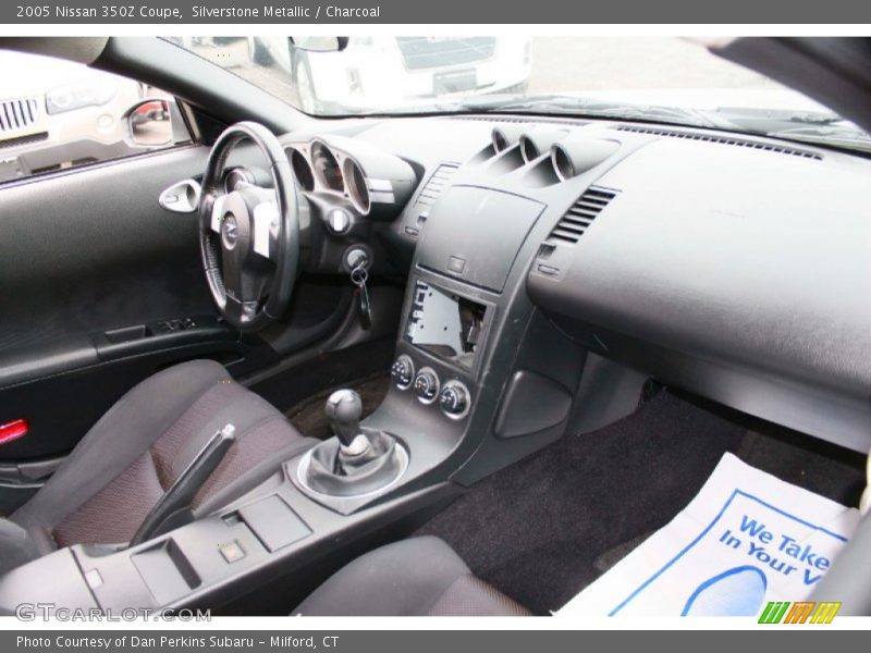 Silverstone Metallic / Charcoal 2005 Nissan 350Z Coupe