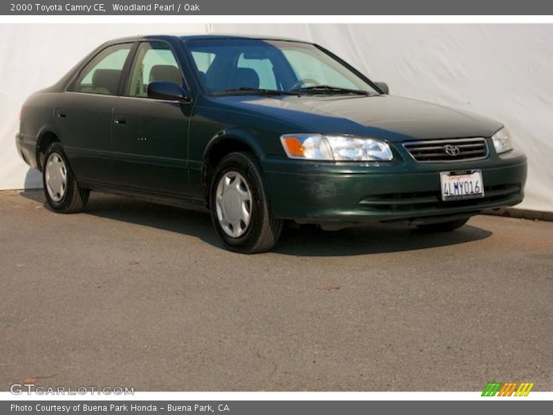Woodland Pearl / Oak 2000 Toyota Camry CE