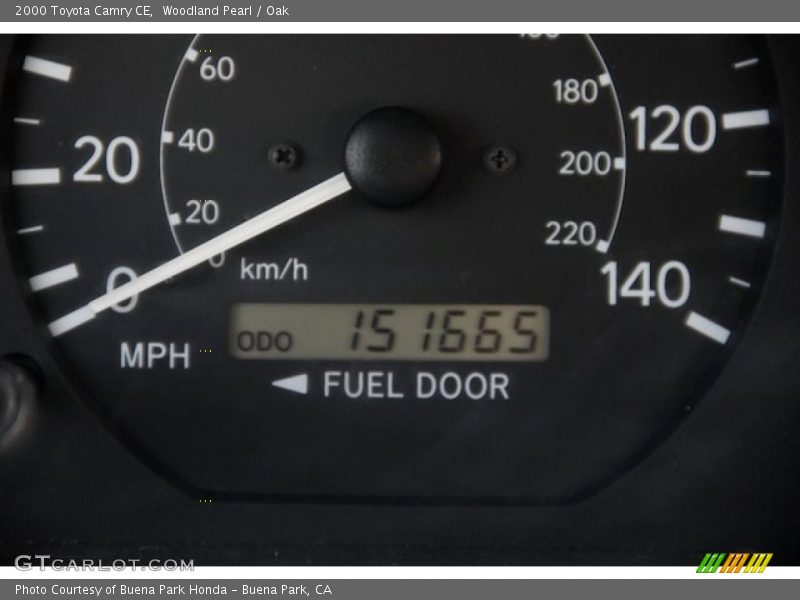 Woodland Pearl / Oak 2000 Toyota Camry CE