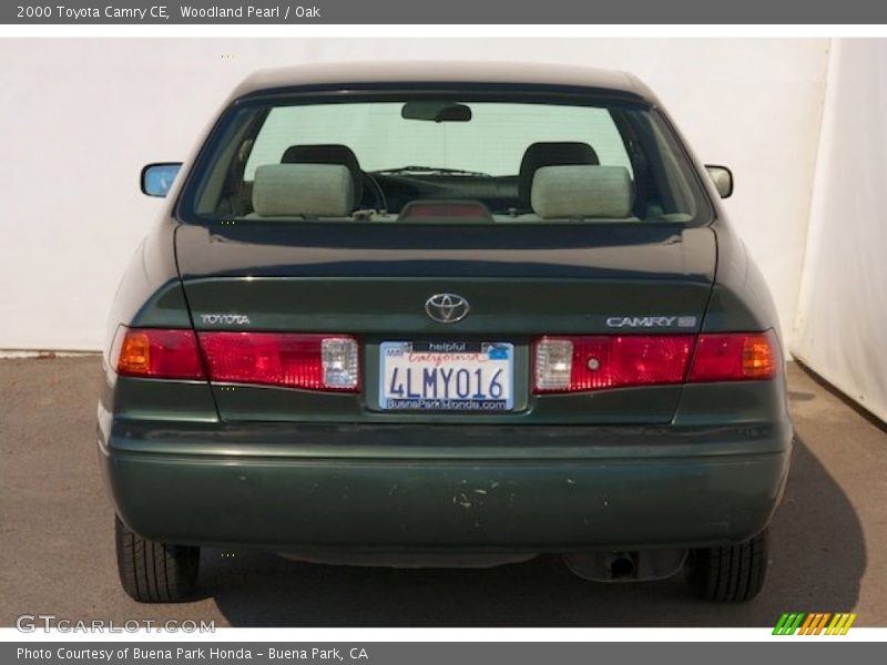 Woodland Pearl / Oak 2000 Toyota Camry CE
