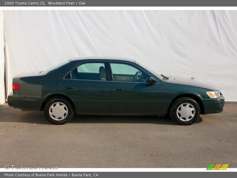 Woodland Pearl / Oak 2000 Toyota Camry CE