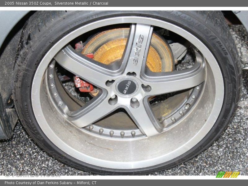 Silverstone Metallic / Charcoal 2005 Nissan 350Z Coupe