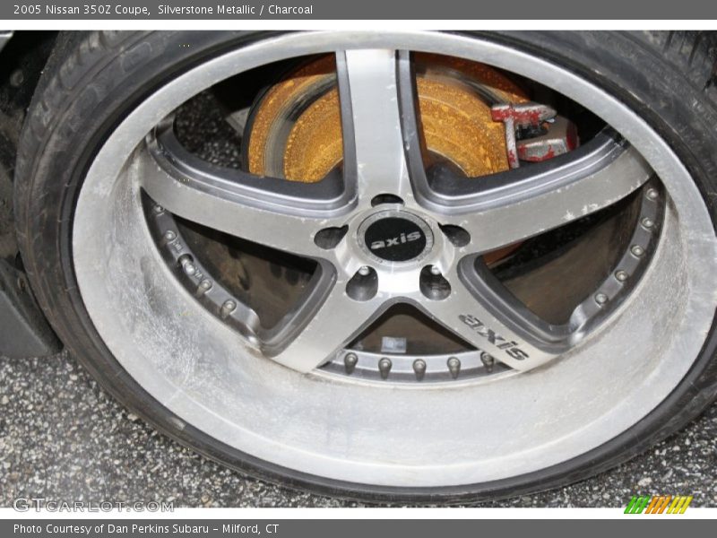 Silverstone Metallic / Charcoal 2005 Nissan 350Z Coupe